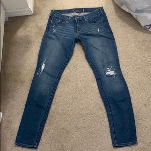 Low rise hollister skinny jeans!